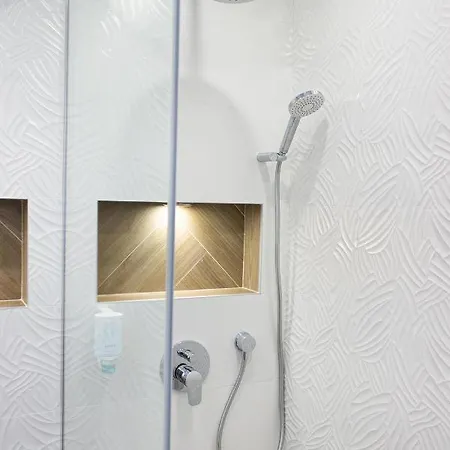 Eliya By Rv - Free Garage * Warna