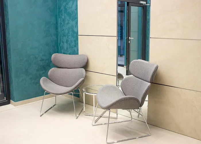 Eliya By Rv - Free Garage Warna