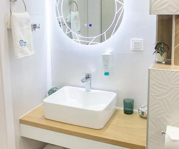 Apartament Eliya By Rv - Free Garage *